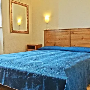 Bed & Breakfast House, Rome